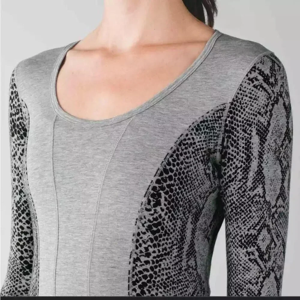 Lululemon Between The Lines Desert Snake Seamed Long Sleeve Tee